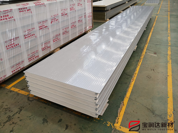 聚氨酯夾芯板和泡沫板相比有哪些優勢
